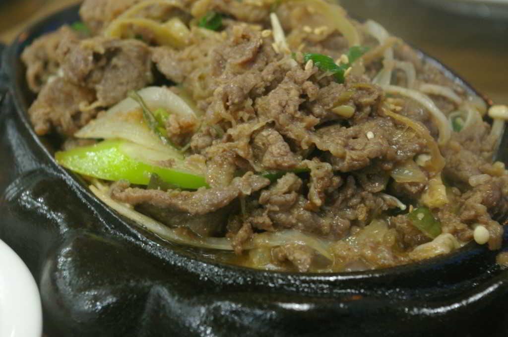 Korean_barbecue-Jeju_Island-Bulgogi-01