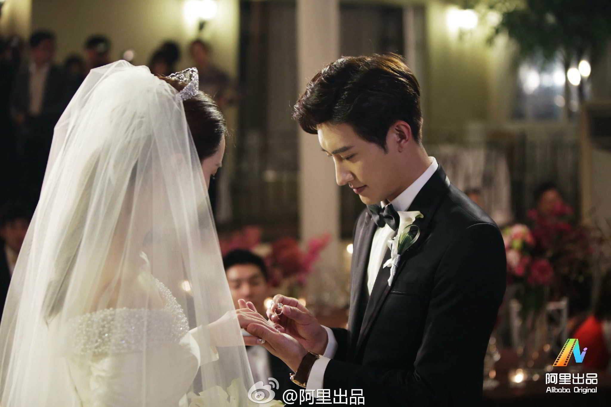 Lee Da Hae Ve Zhou Mi Çiftinin Best Couple Düğün Fotoğrafları Çok Beğeniliyor Korezin