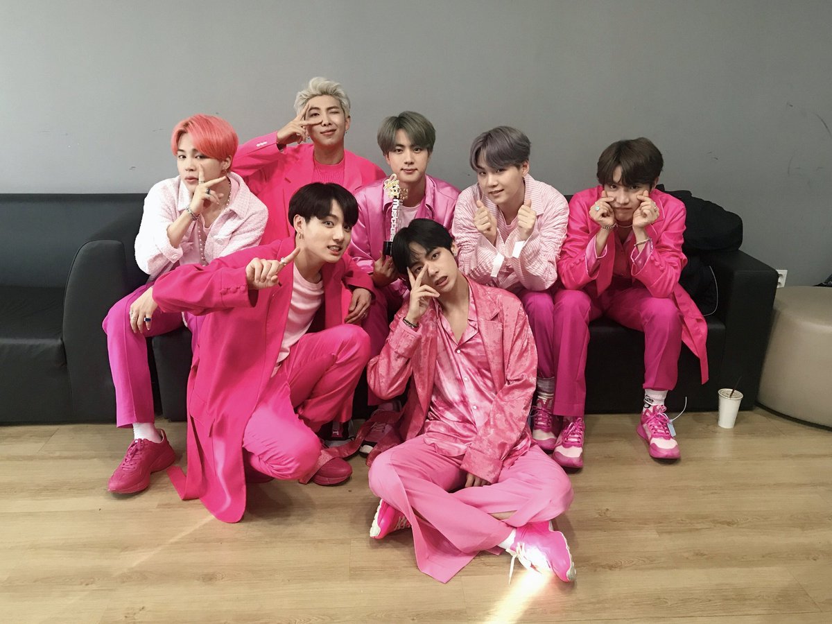  BTS  Music Core  da Boy With Luv  ile 6 Birinciliini 